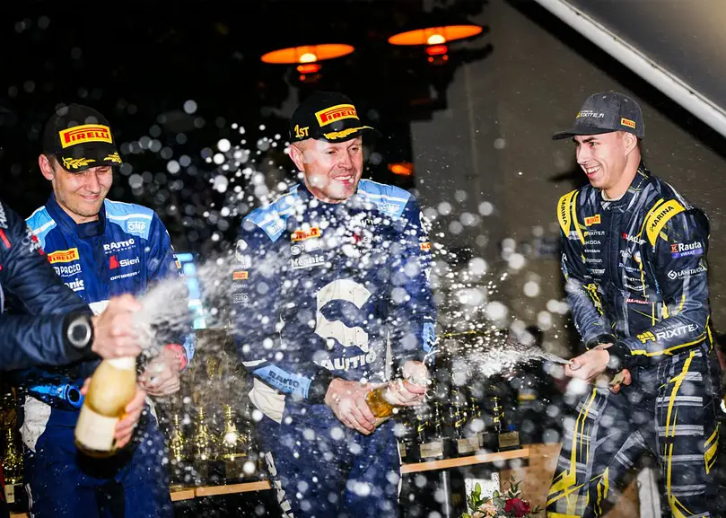 Juha Salo voitti Kokkolassa SM-Rallin viimeisen kisan vuonna 2023.