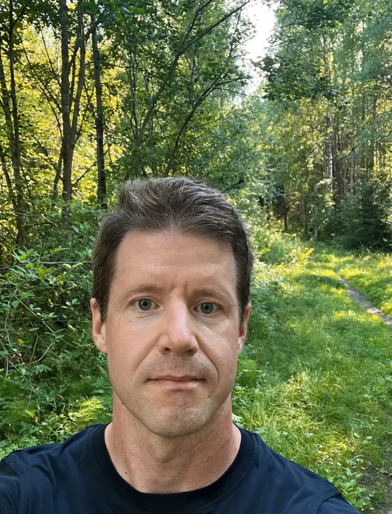 Pekalle piilolinsseistä eroon pääsy oli vapauttava kokemus.